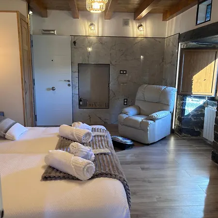 27a01 Casa Uria Cam Santiago By R2r Consulting Vakantiehuis *