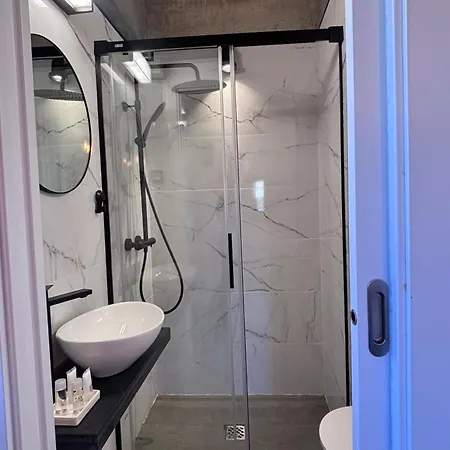 27a01 Casa Uria Cam Santiago By R2r Consulting Vakantiehuis